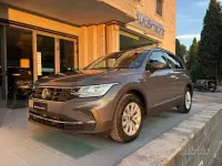 Usata VW Tiguan Life 150 CV (110 kW) 2022 Grigio scuro SUV