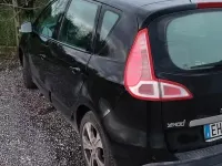 Usata Renault Scénic III XMOD 110 CV (80 kW) 2011 Nero Monovolume