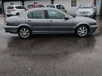 Usata Jaguar X-type Executive 196 CV (144 kW) 2004 Grigio Berlina