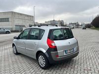 Usata Renault Scénic III 105 CV (77 kW) 2009 Grigio Monovolume