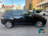 Usata Peugeot 3008 S 131 CV (96 kW) 2015 Nero Station wagon
