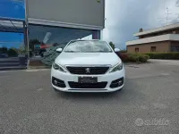 Usata Peugeot 308 SW Active 131 CV (96 kW) 2020 Bianco Station wagon