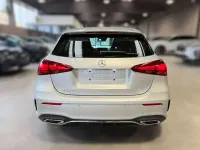 Gebraucht Mercedes A180 AMG Line Premium 116 PS (85 kW) 2023 Silber Limousine