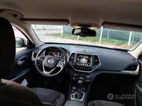 Second-hand Jeep Cherokee 185 CP (136 kW) 2017 Gri SUV