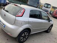 Usata Fiat Punto Evo Active 77 CV (56 kW) 2015 Argento Utilitaria