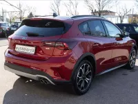 Begagnad Ford Focus Active 155 HK (114 kW) 2023 Röd SUV