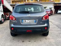 Usata Nissan Qashqai Tekna 106 CV (77 kW) 2008 Grigio SUV