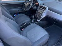 Usata Fiat Grande Punto 77 CV (56 kW) 2012 Bianco Utilitaria