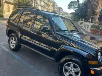 Usata Jeep Cherokee 163 CV (119 kW) 2005 Nero SUV
