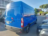 Usata Renault Master 150 CV (110 kW) 2023 Blu/azzurro Monovolume