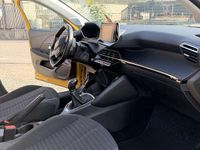 Usata Peugeot 208 Active 75 CV (55 kW) 2021 Oro Utilitaria