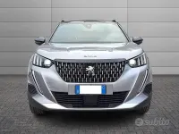 Usata Peugeot 2008 GT 131 CV (96 kW) 2023 Grigio SUV