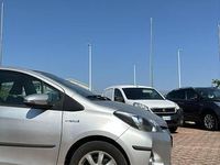 Usata Toyota Yaris Lounge 74 CV (54 kW) 2013 Berlina