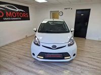 Usata Toyota Aygo 68 CV (50 kW) 2013 Bianco Utilitaria