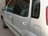 Usata Suzuki Ignis 83 CV (61 kW) 2003 Grigio Berlina