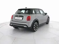 Usata Mini Cooper Essential 136 CV (100 kW) 2022 Melting silver iii Utilitaria