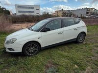 Usata Lancia Delta 120 CV (88 kW) 2014 Utilitaria