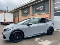Usata Cupra Born 69 kW (95 CV) 2023 Grigio Utilitaria