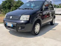Usata Fiat Panda Climbing 60 CV (44 kW) 2010 Nero Utilitaria