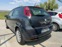 Usata Fiat Grande Punto 65 CV (47 kW) 2010 Nero Utilitaria