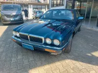 Usata Jaguar XJ6 241 CV (177 kW) 1996 Blu Berlina
