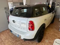 Usata Mini Cooper D Countryman 111 CV (81 kW) 2014 Bianco SUV