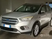 Usata Ford Kuga S 120 CV (88 kW) 2018 Grigio SUV