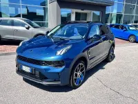 Usata Lynk & Co 01 261 CV (191 kW) 2023 Blu/azzurro SUV