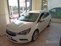 Usata Opel Astra Business 110 CV (80 kW) 2017 Bianco Station wagon
