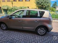 Usata Renault Scénic III LIMITED 110 CV (80 kW) 2016 Oro Monovolume