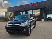 Usata Toyota HiLux SR 171 CV (125 kW) 2007 Grigio Pick-up