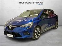 Używany Renault Clio V Evolution 101 KM (74 kW) 2022 Niebieski Sedan/Limuzyna