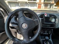 Usata Fiat Bravo 105 CV (77 kW) 2010 Bianco Utilitaria