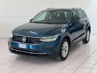 Usata VW Tiguan Life 131 CV (96 kW) 2021 Blu SUV