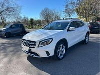 Usata Mercedes GLA200 136 CV (100 kW) 2019 Bianco SUV