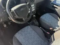 Usata Ford Fusion 80 CV (58 kW) 2005 Grigio Utilitaria