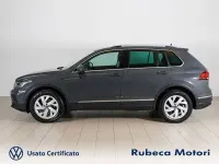 Usata VW Tiguan Life 150 CV (110 kW) 2023 Dolphin grey SUV