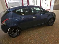 Usata Lancia Ypsilon Silver 69 CV (50 kW) 2022 Blu/azzurro Utilitaria