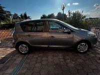 Usata Renault Scénic III 110 CV (80 kW) 2013 Grigio Monovolume