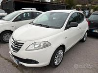 Usata Lancia Ypsilon Silver 69 CV (50 kW) 2014 Bianco Utilitaria