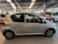 Usata Toyota Aygo 67 CV (49 kW) 2007 Argento Utilitaria