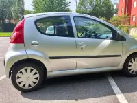 Usata Peugeot 107 68 CV (50 kW) 2008 Grigio Utilitaria