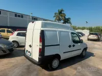 Usata Fiat Doblò 69 CV (50 kW) 2004 Bianco Monovolume