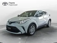 Usata Toyota C-HR Active 122 CV (89 kW) 2023 Bianco SUV