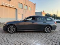 Usata BMW 320e 190 CV (139 kW) 2020 Grigio Station wagon