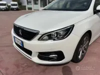 Usata Peugeot 308 GT-line 131 CV (96 kW) 2019 Bianco Berlina