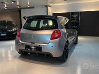 Usata Renault Clio II R.S. 200 CV (147 kW) 2007 Grigio Berlina