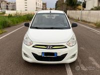 Usata Hyundai i10 70 CV (51 kW) 2012 Bianco Utilitaria