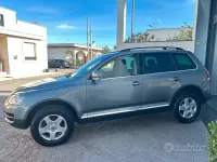 Usata VW Touareg 174 CV (127 kW) 2006 Grigio SUV