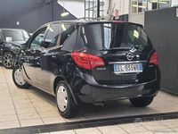 Usata Opel Meriva 120 CV (88 kW) 2012 Nero Monovolume